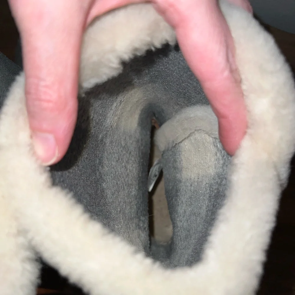 Koolaburra Gray Suede Boots with Cream Trim - Picture 6 of 9